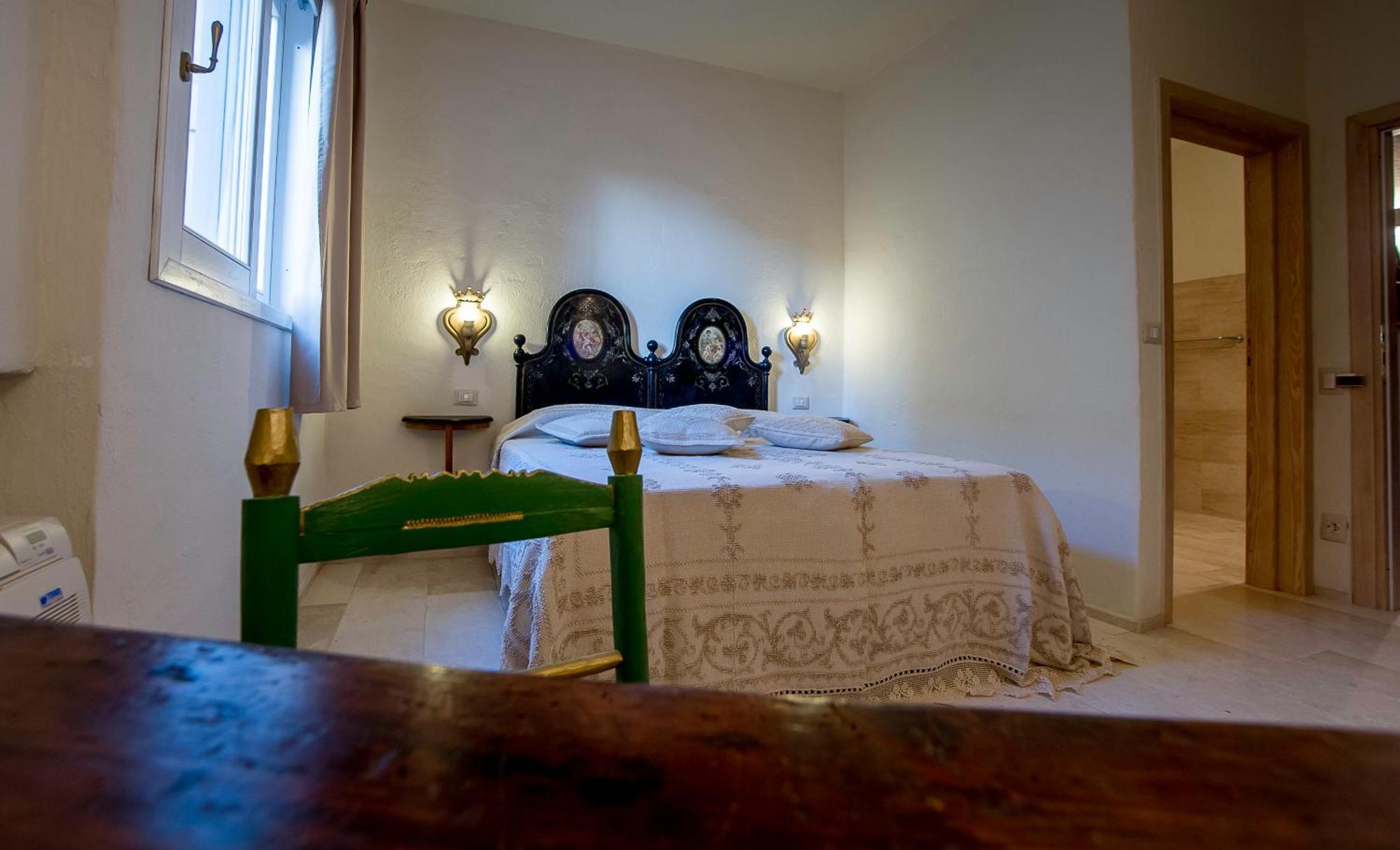 Antica Dimora La Corona San Pantaleo Eksteriør billede